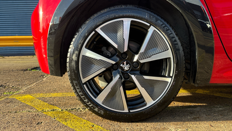 Peugeot 208 100kW GT Premium 50kWh 5dr Auto Electric Hatchback